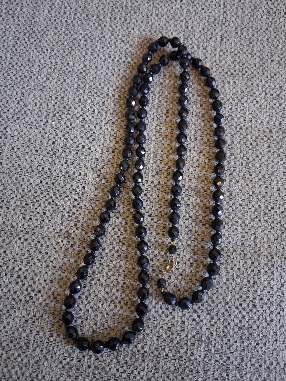 Black Vintage Faceted Bead Necklace - Classic Women's Jewelry
